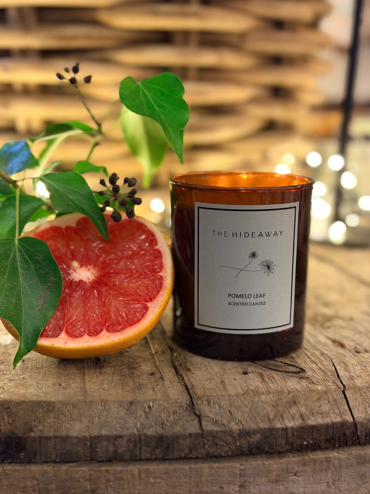 Pomelo Leaf Candle