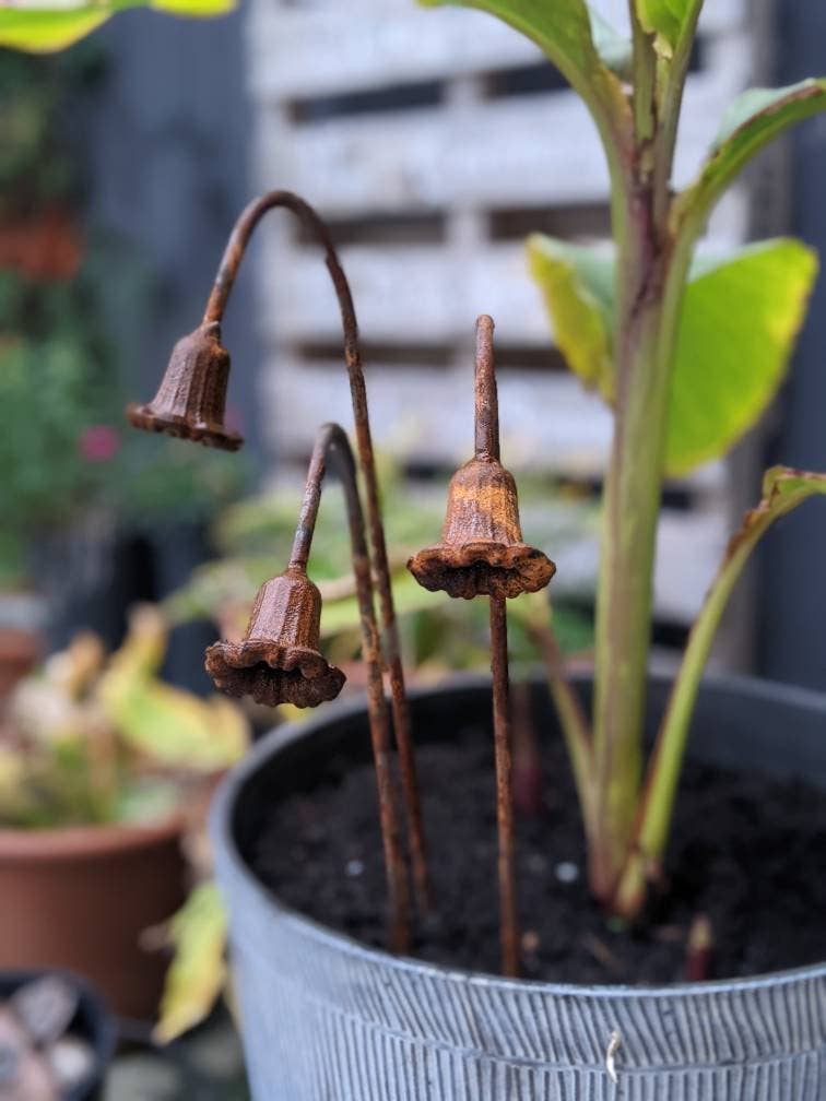 Metal Bluebells Garden Ornaments