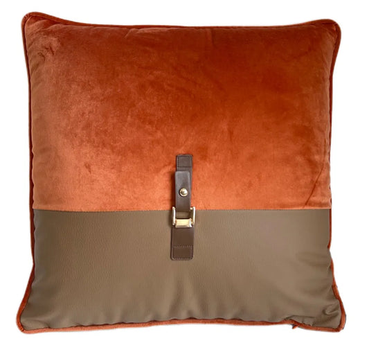 Paul Moneypenny Buckleup Orange