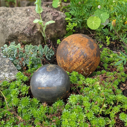 Rusty Garden Metal Balls - Patio Ornament