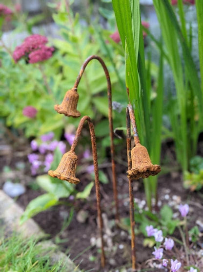 Metal Bluebells Garden Ornaments