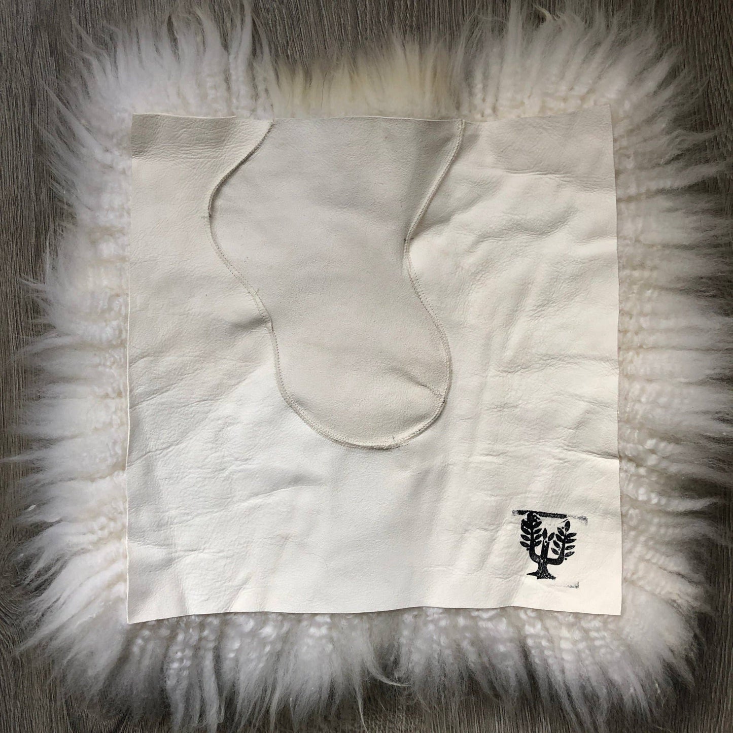100% Real Sheepskin Seat Pad Cream Dark Brown